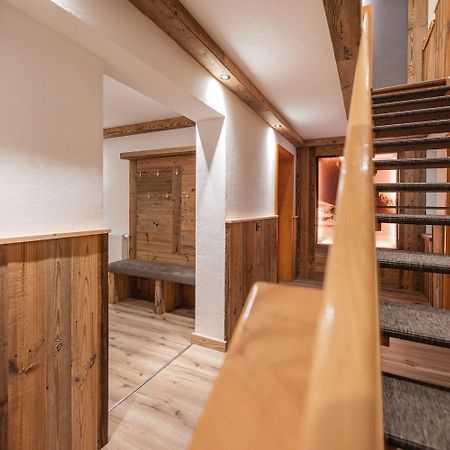 Ferienhaus Marian ノイシュティフト・イム・シュトゥーバイタール エクステリア 写真